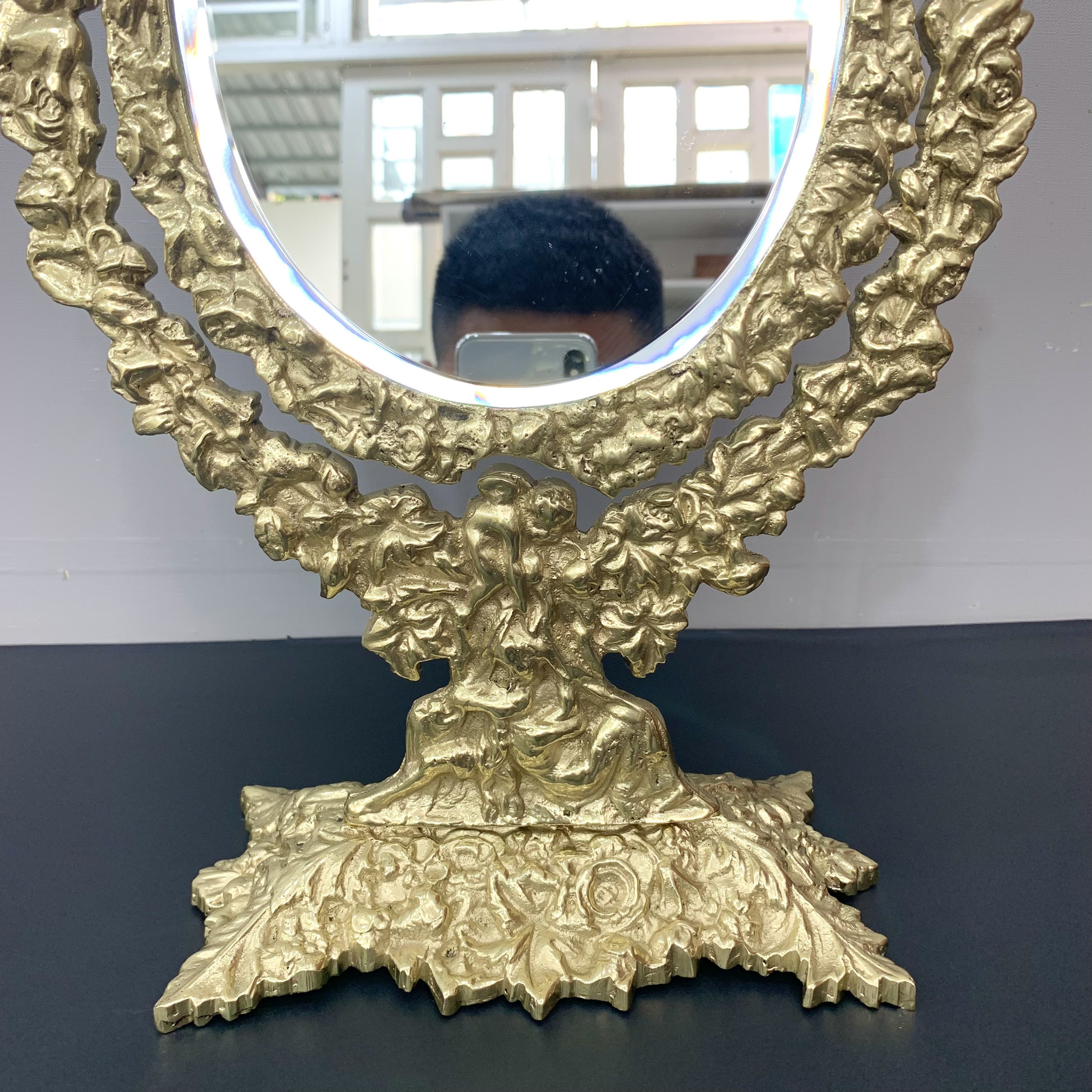 Gương đồng xưa hàng Châu Âu